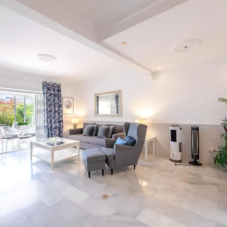 بيت للعطل Casa Jardines Del Sol 2 *