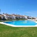 Casa Jardines Del Sol 2 *
